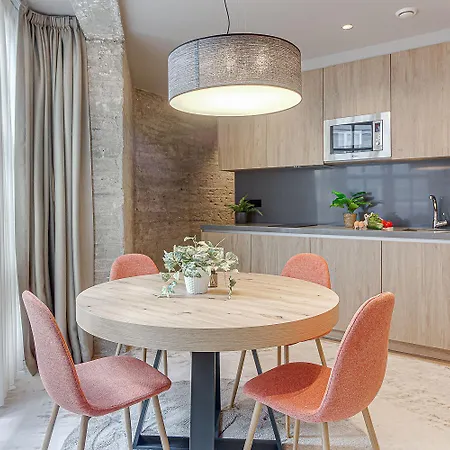 Metropolitan Boutique Apartment