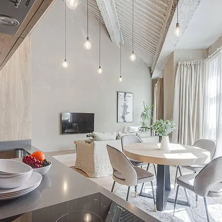 Metropolitan Boutique